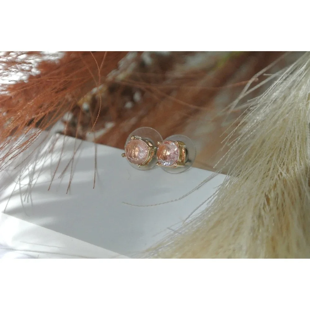 Kate Spade Peach Pink Faceted Stone Gold Tone Stud Earrings OS